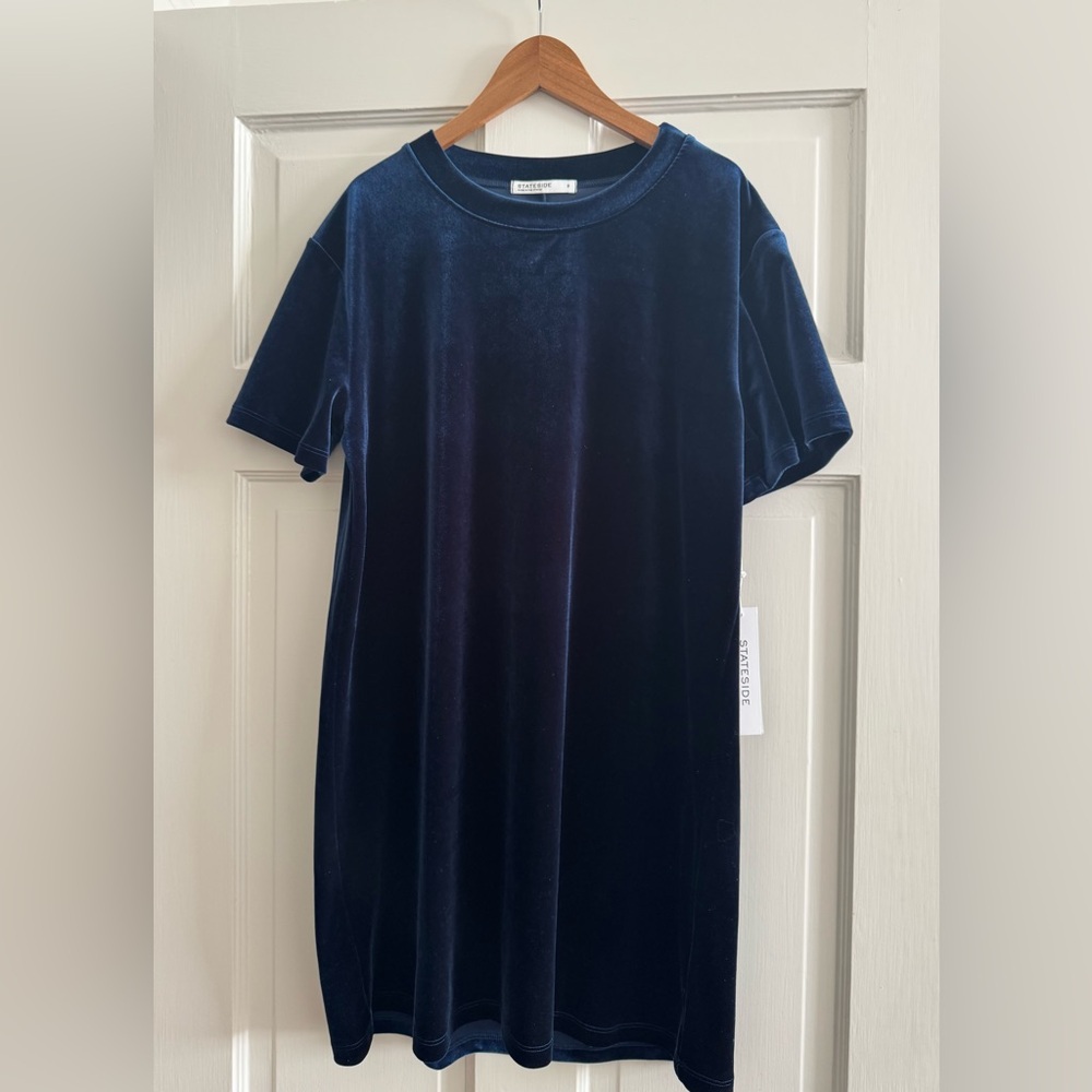 Stateside Short Sleeve Navy Velvet Tee Dress Size Small NWT